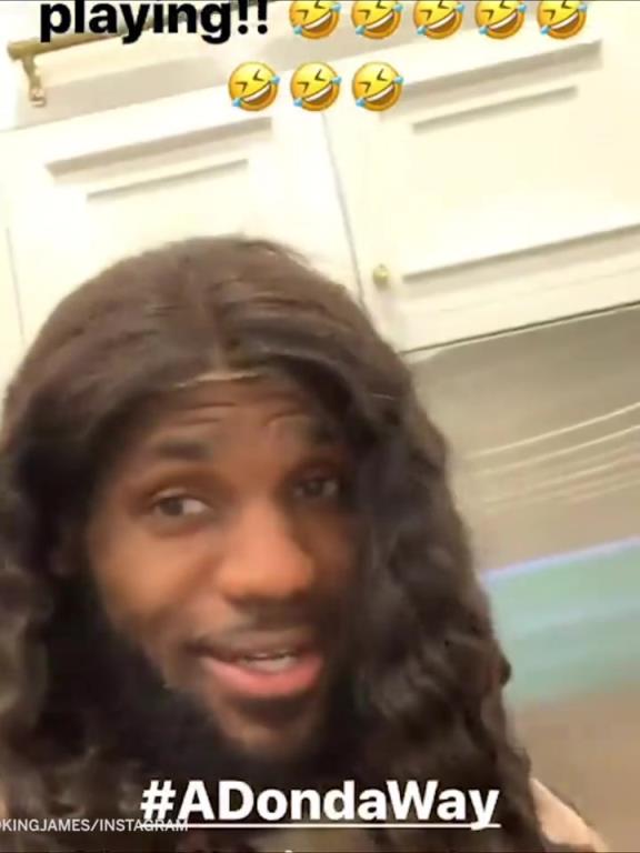 越看越炸裂！女裝老詹震驚眾人